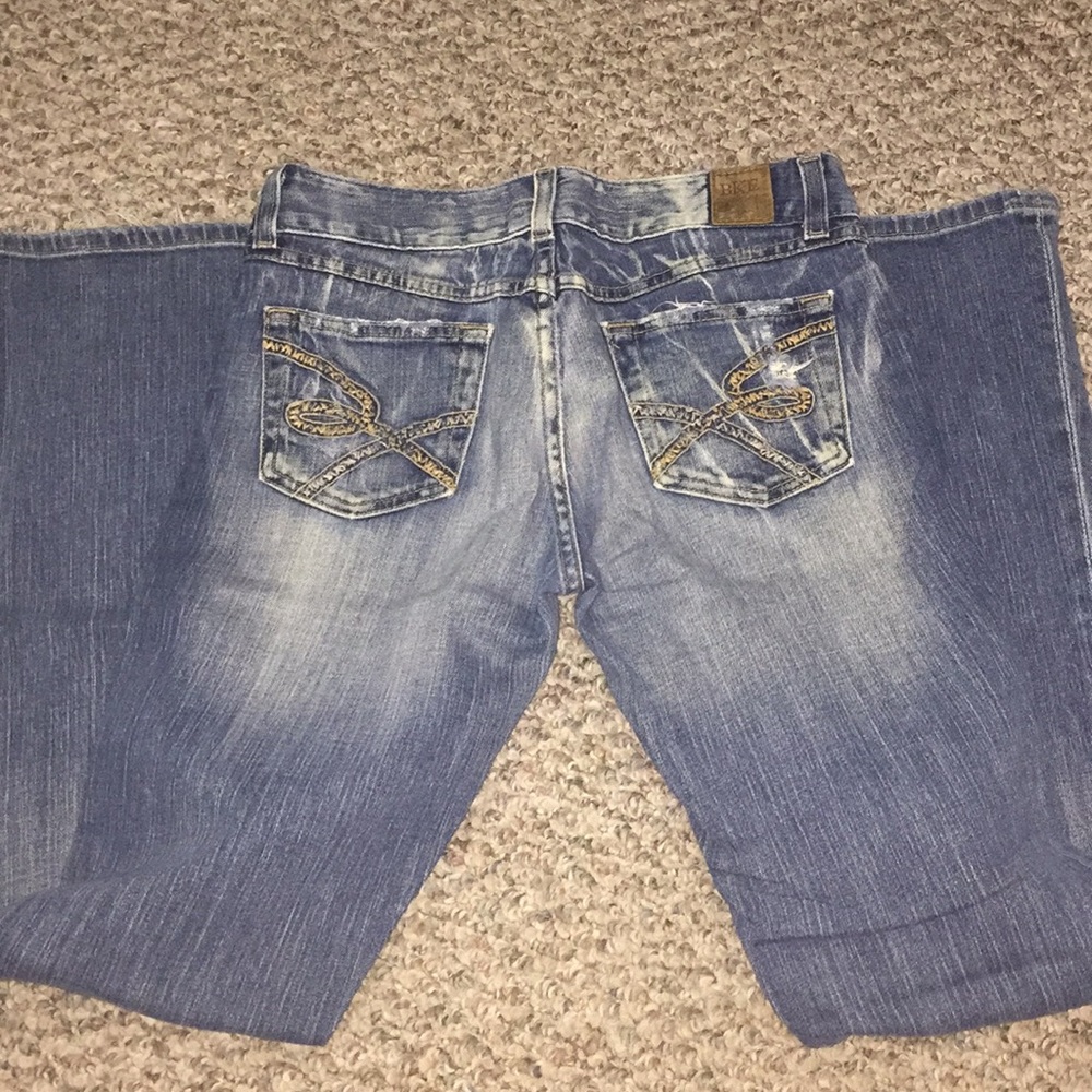 BKE distressed jeans